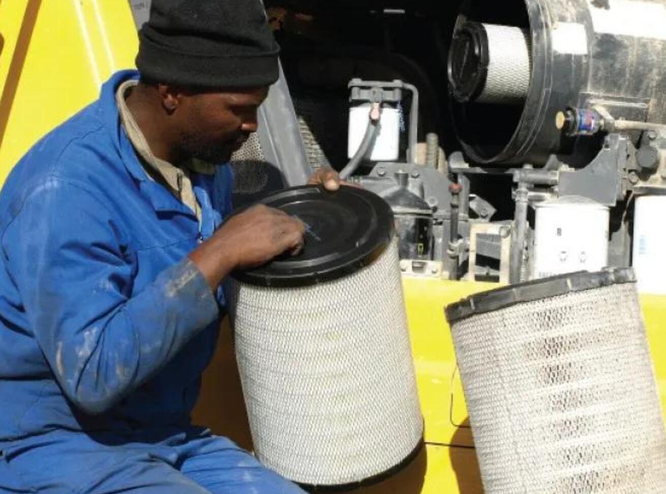 dirty air filter causing poor combustion in diesel generator